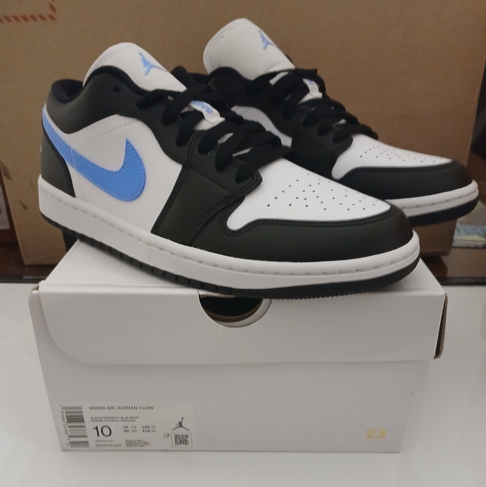 Nike Air Jordan 1 Low Black University Blue